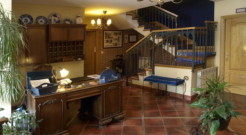 Hotel Arco San Vicente Ávila Eksteriør bilde