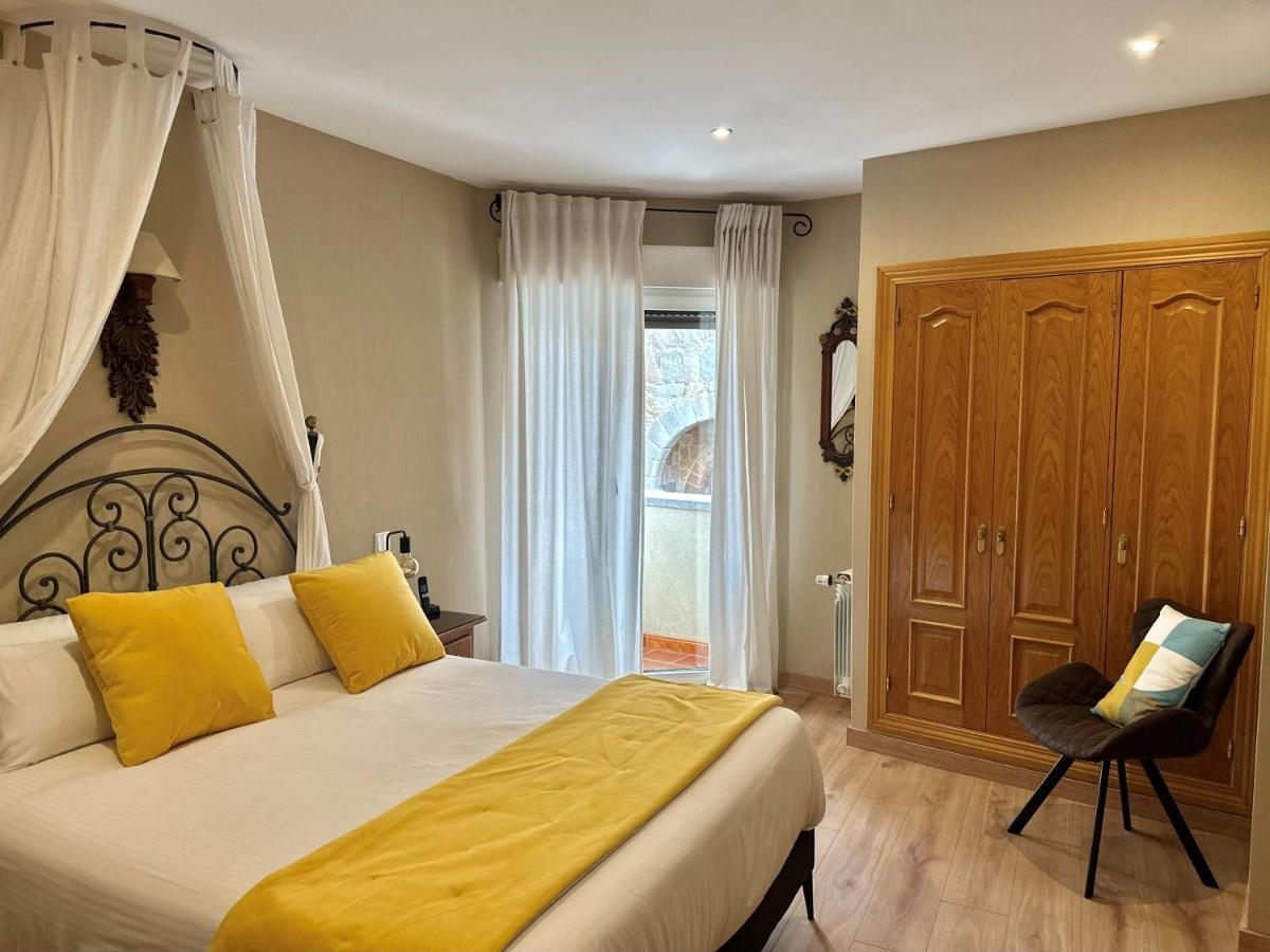 Hotel Arco San Vicente Ávila Eksteriør bilde