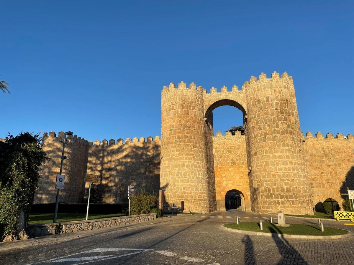 Hotel Arco San Vicente Ávila Eksteriør bilde