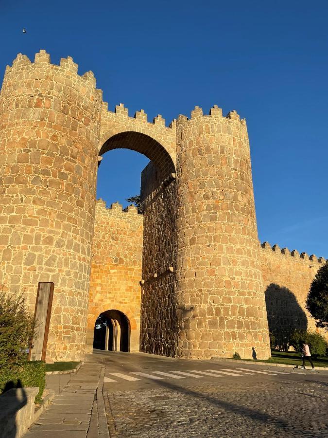 Hotel Arco San Vicente Ávila Eksteriør bilde