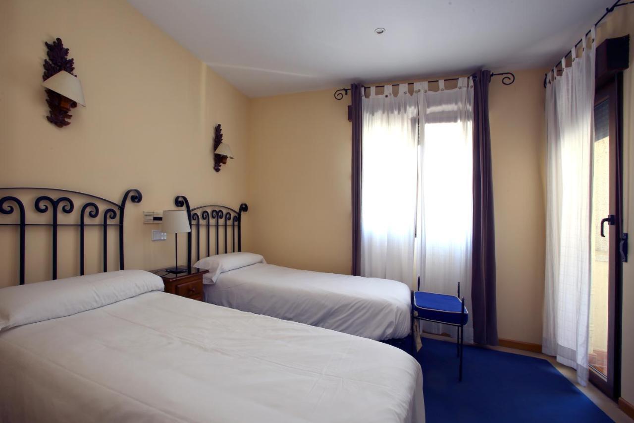 Hotel Arco San Vicente Ávila Eksteriør bilde