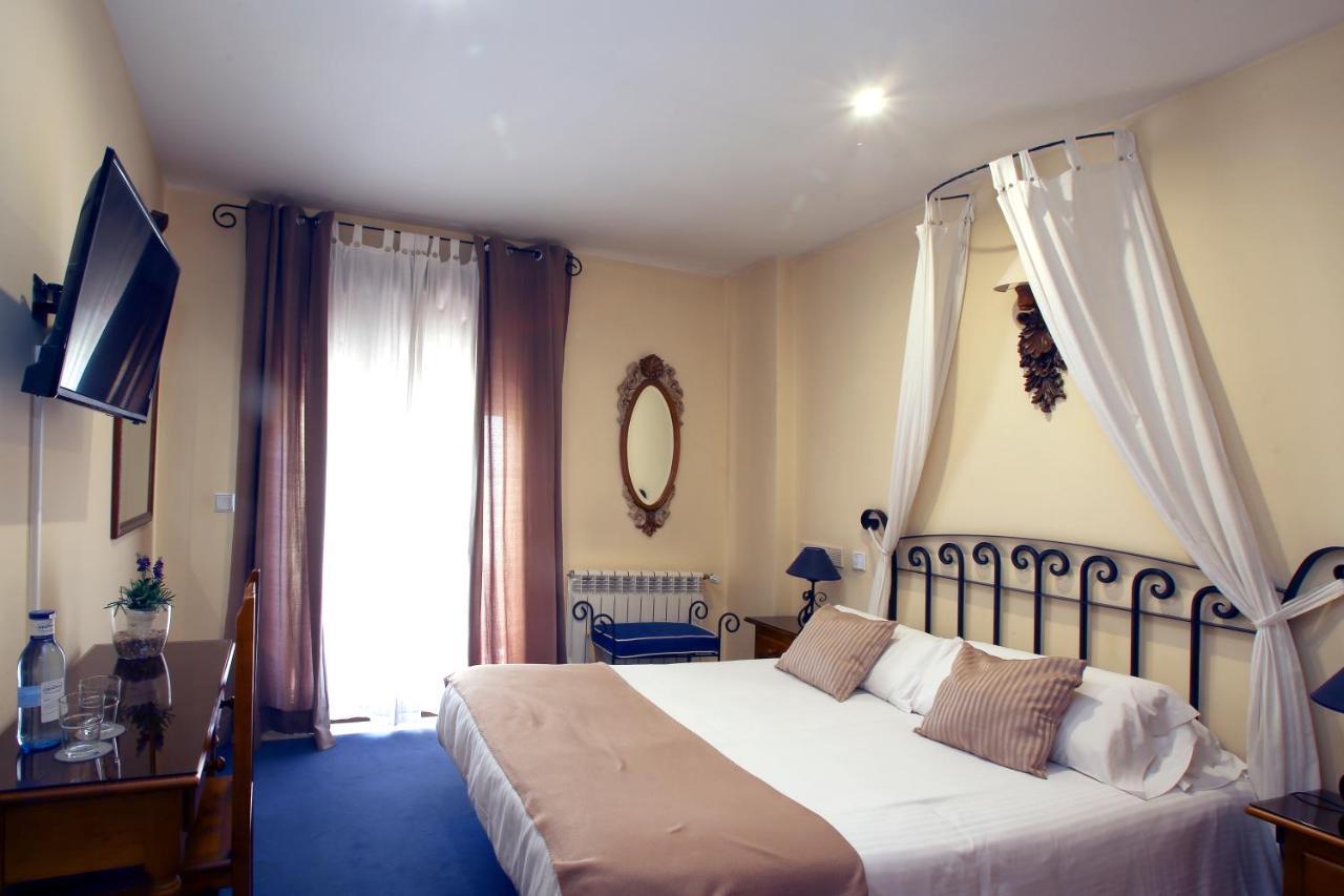Hotel Arco San Vicente Ávila Eksteriør bilde