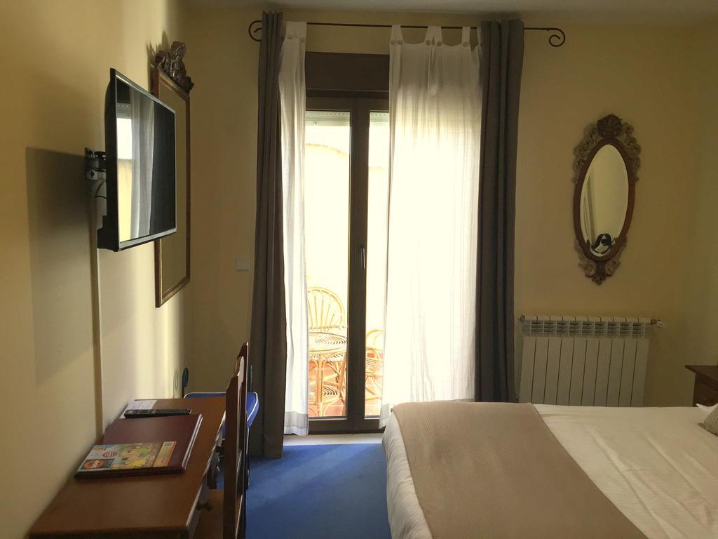 Hotel Arco San Vicente Ávila Eksteriør bilde