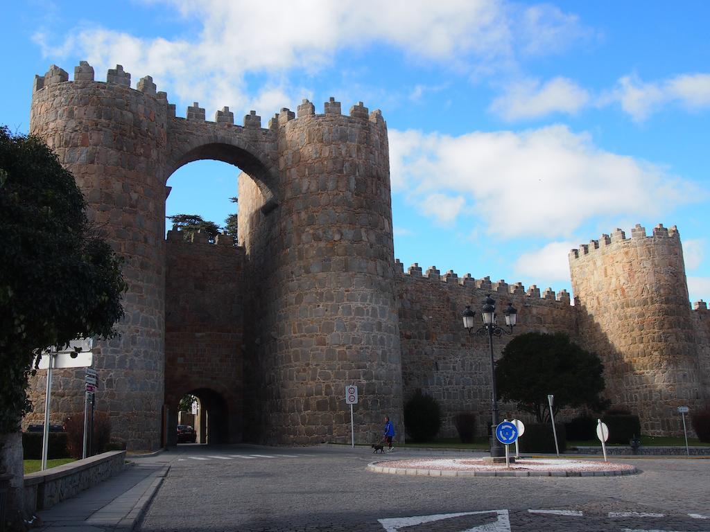 Hotel Arco San Vicente Ávila Eksteriør bilde