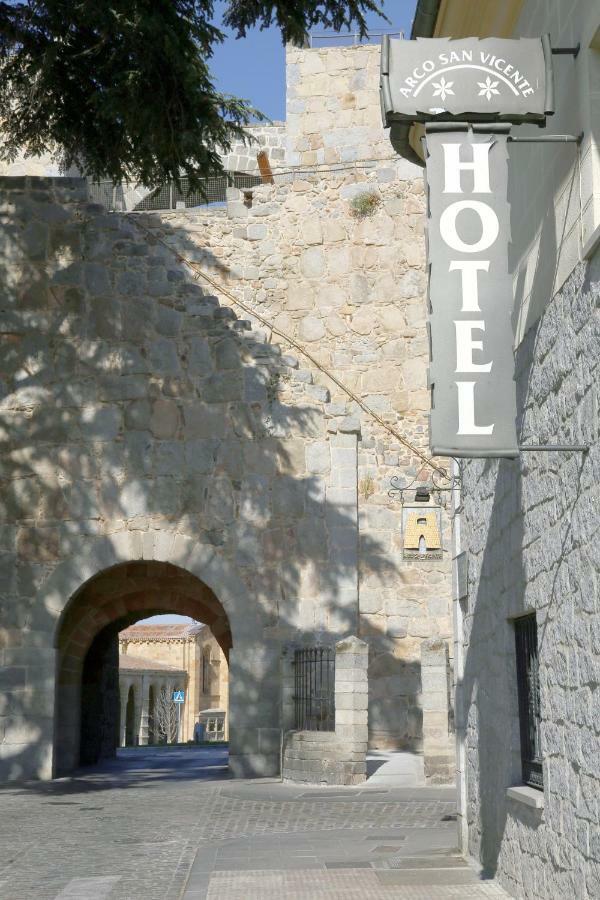 Hotel Arco San Vicente Ávila Eksteriør bilde